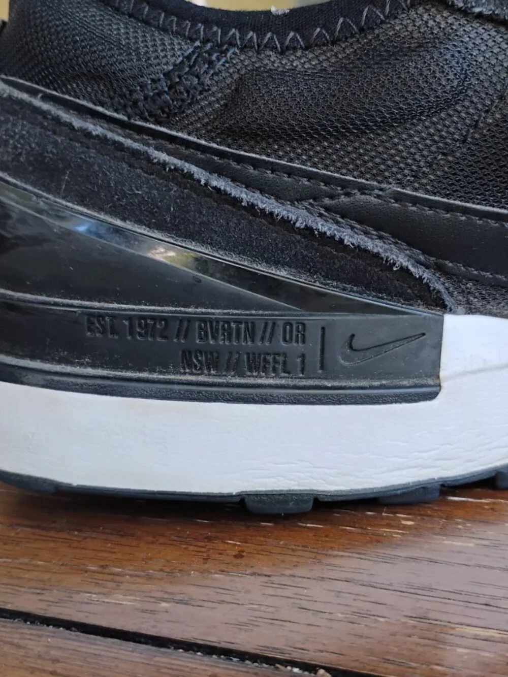 Nike Black Waffle One Women's Runners Athletic Shoes Size 6 - Picture 5 of 14